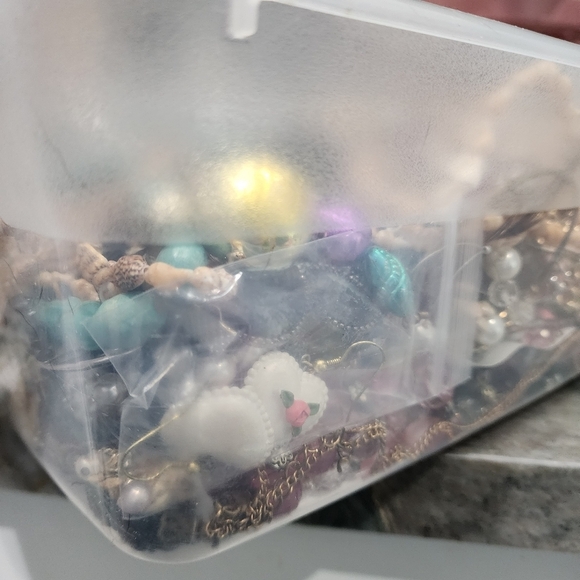 5 lb Mystery Jewelry Box – Bulk Lot for Resale, Crafting & Collecting - Picture 12 of 15